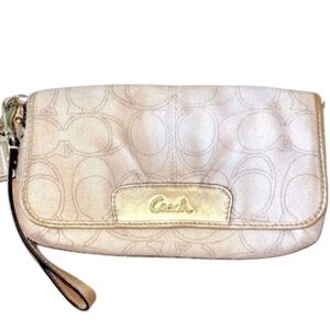 COACH Penelope Gold Metallic & Tan Linen, Gold Leather Clutch/Wristlet Small Bag